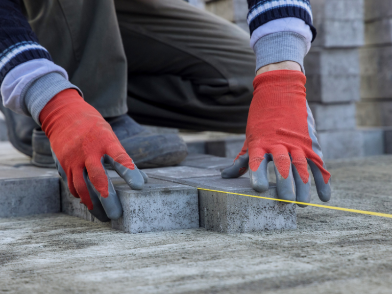 Partnering with a Skilled Paver Contractor Banner